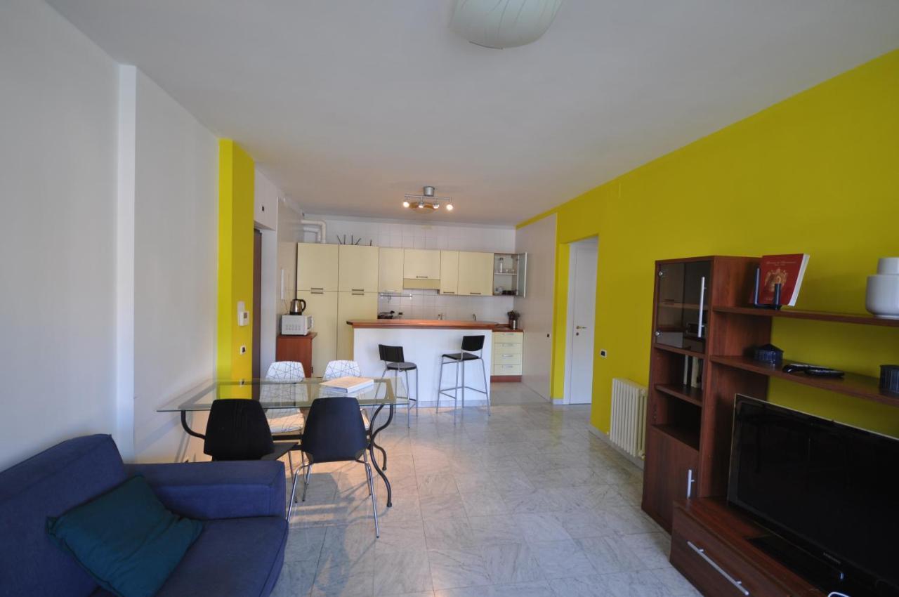 H2Ome - Il Cembalo Vista Baia E Citta, Balcone O Terrazzo, Parcheggio Su Richiesta Lejlighed Genova Eksteriør billede